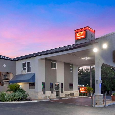 Econo Lodge Inn & Suites Near Lackland Afb San Antonio Eksteriør billede