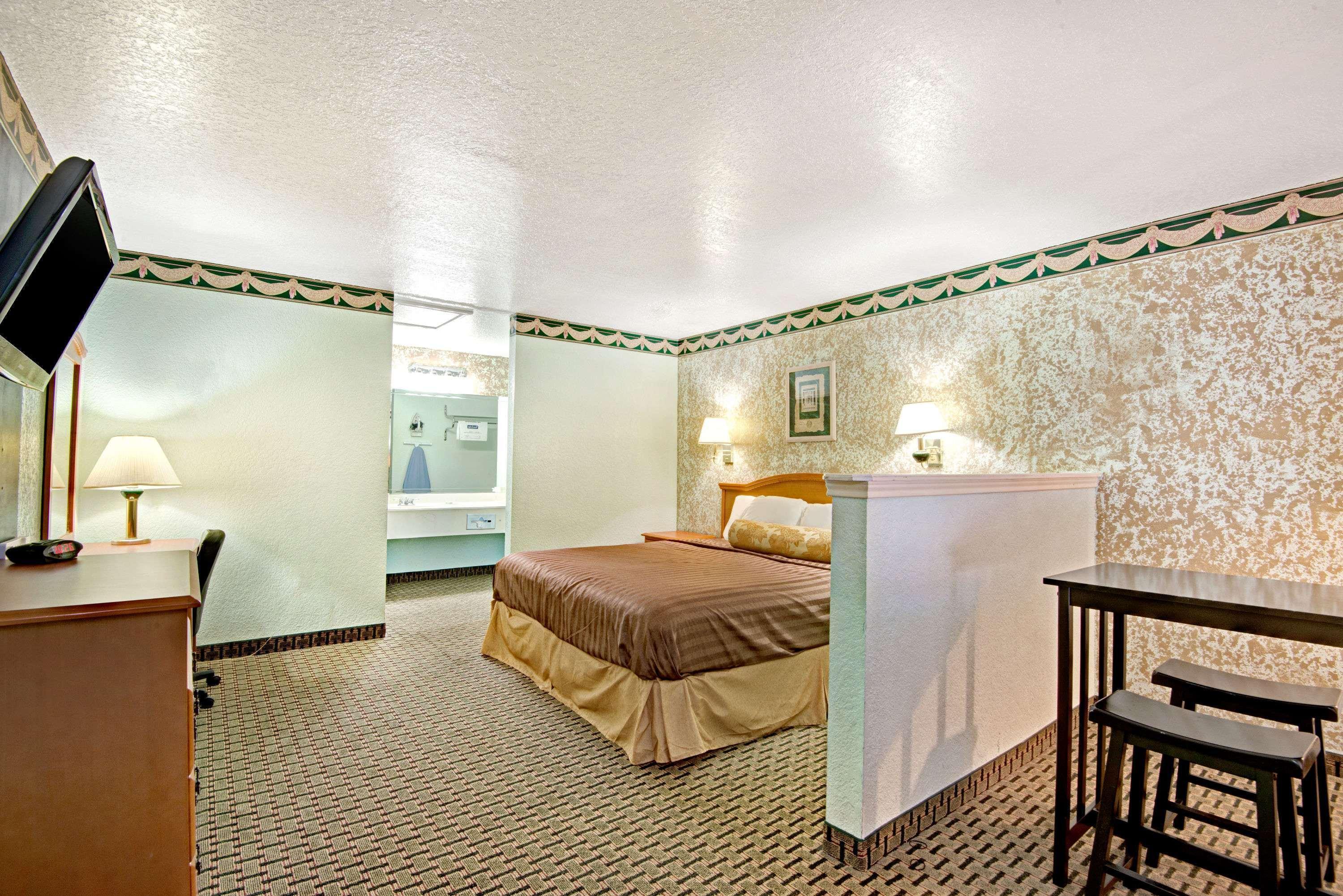 Econo Lodge Inn & Suites Near Lackland Afb San Antonio Eksteriør billede