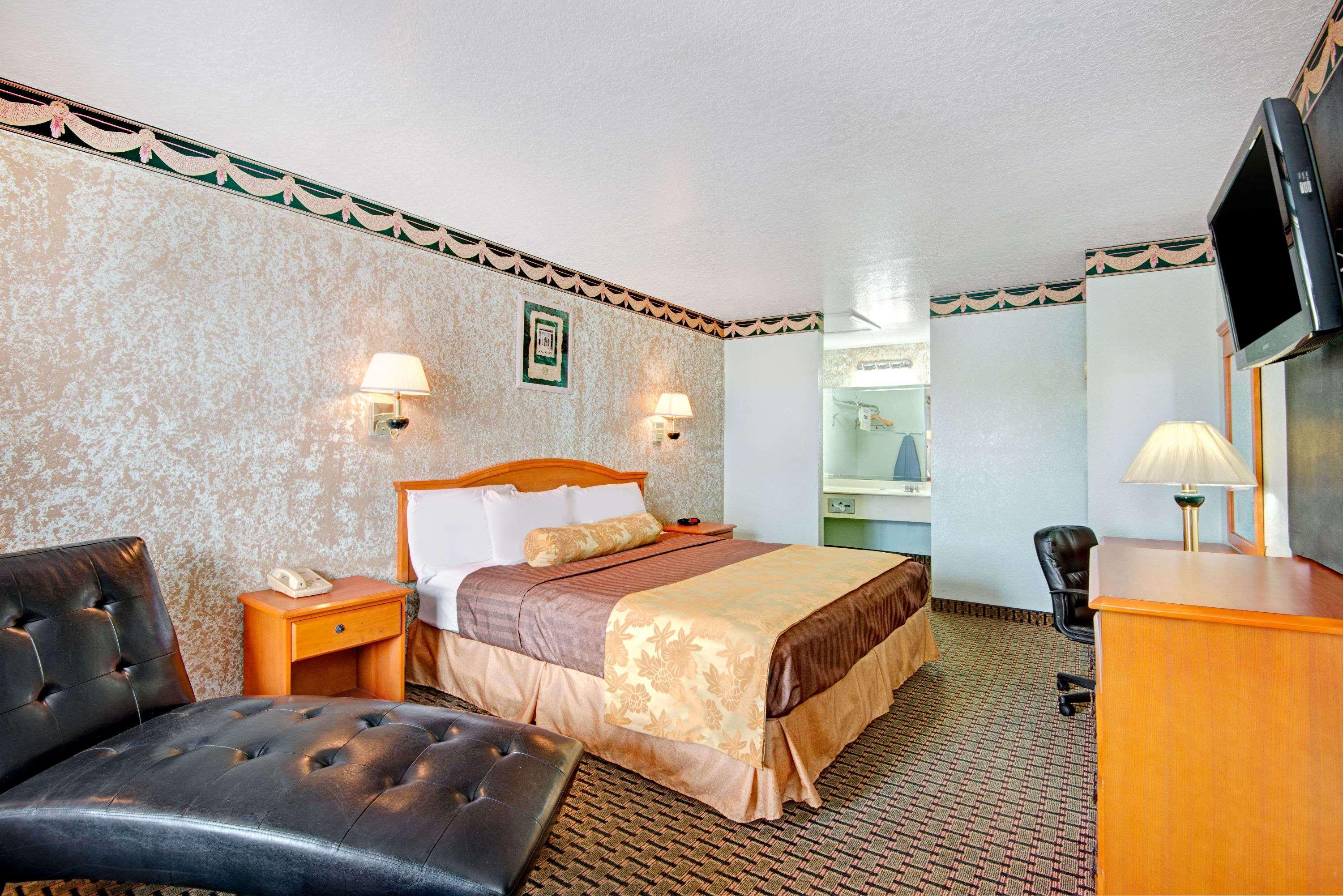 Econo Lodge Inn & Suites Near Lackland Afb San Antonio Eksteriør billede