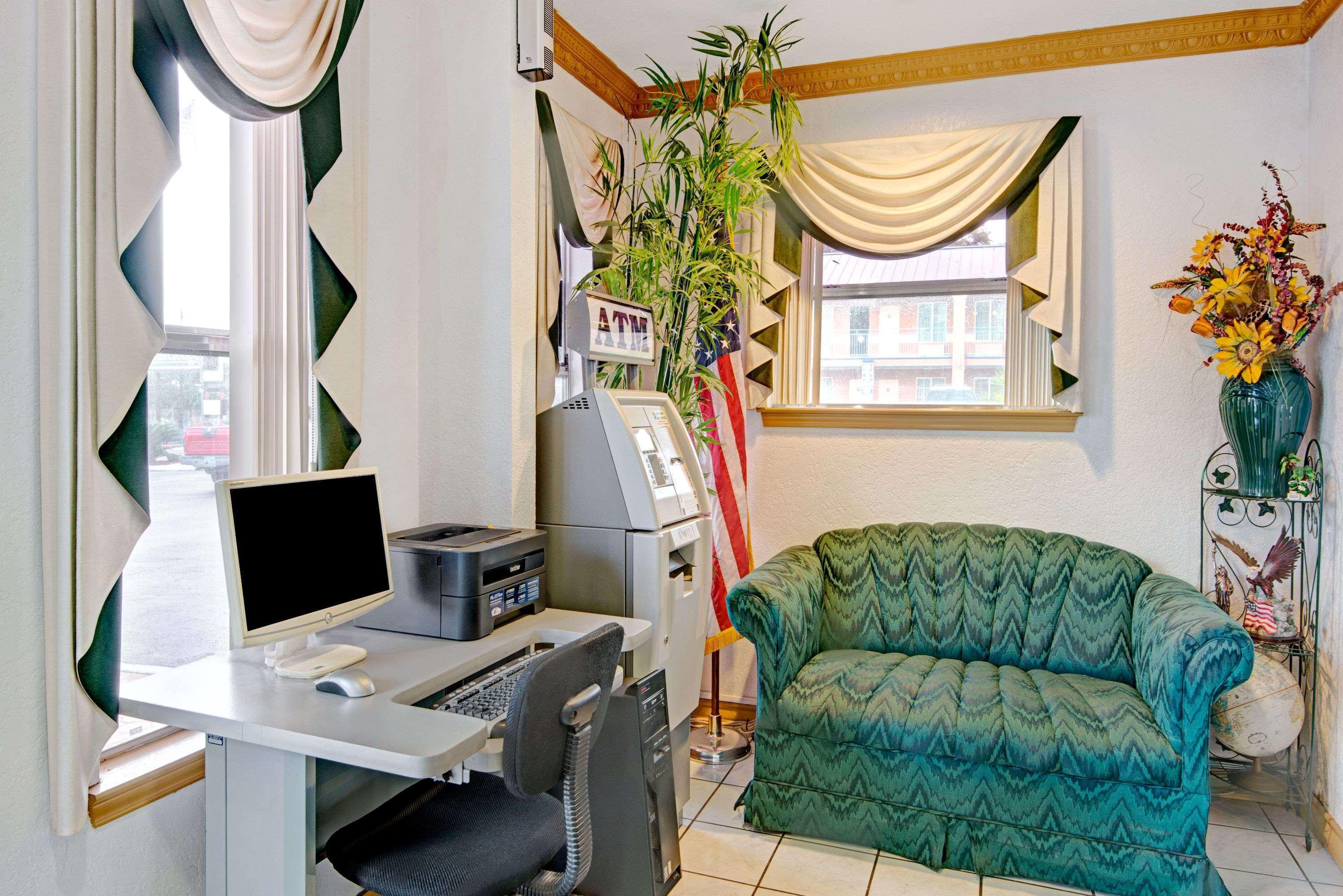 Econo Lodge Inn & Suites Near Lackland Afb San Antonio Eksteriør billede