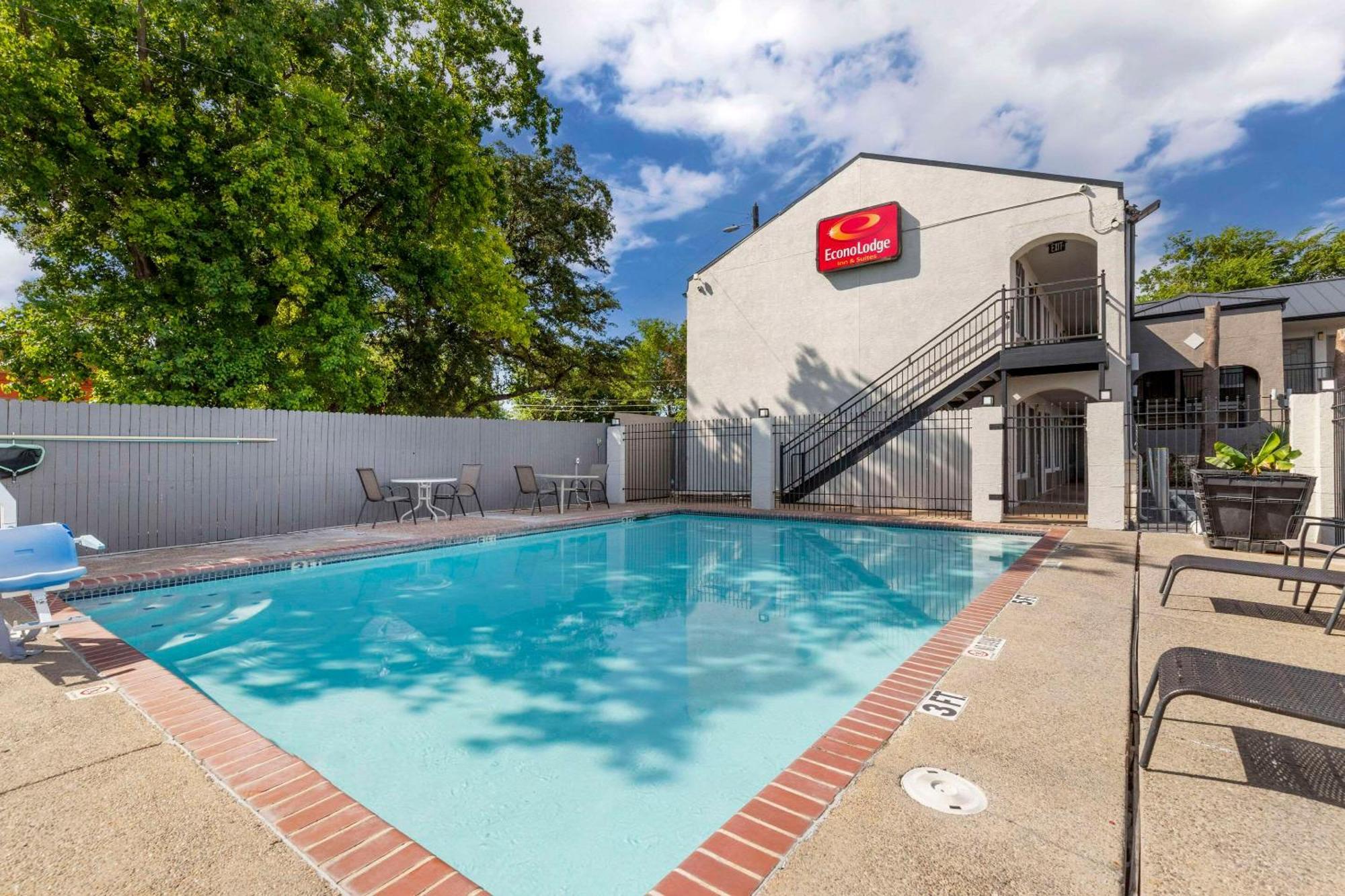 Econo Lodge Inn & Suites Near Lackland Afb San Antonio Eksteriør billede