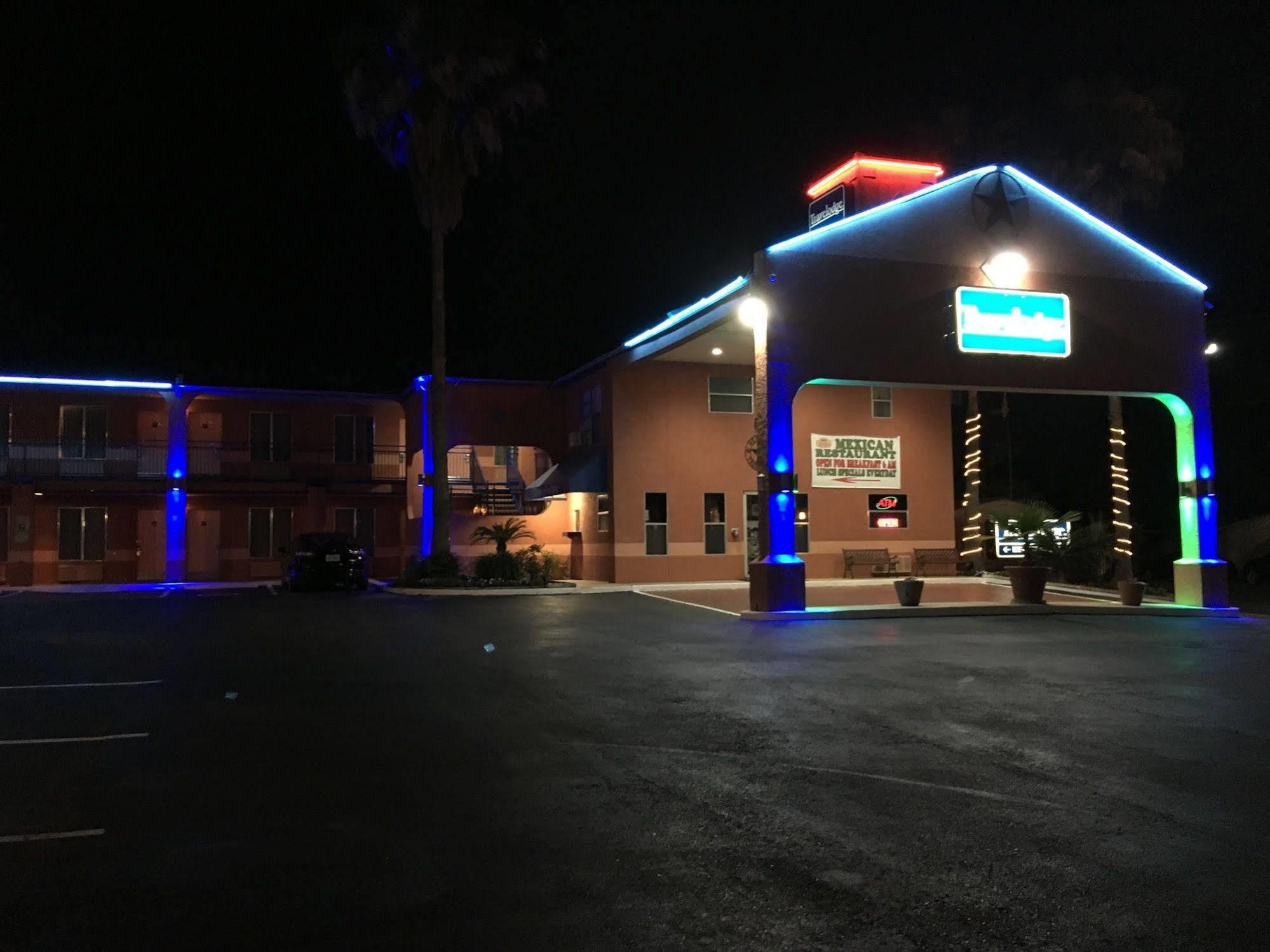 Econo Lodge Inn & Suites Near Lackland Afb San Antonio Eksteriør billede